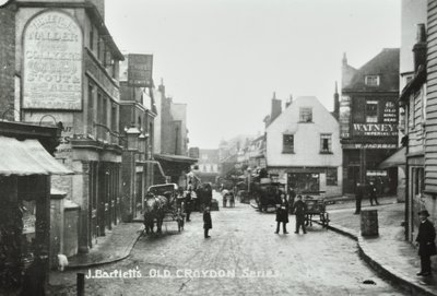 Three Tuns Old Kings Head, Surrey Street, Croydon: algemeen uitzicht, 1885 door English Photographer