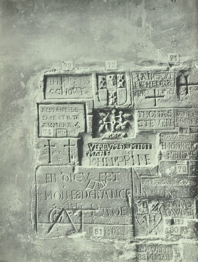 Tower of London, Tower Hill: inscripties in Beauchamp Tower, 1899 door English Photographer