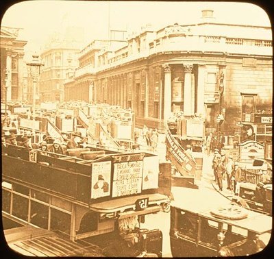 Bank of England en de Royal Exchange, Londen door English Photographer English Photographer