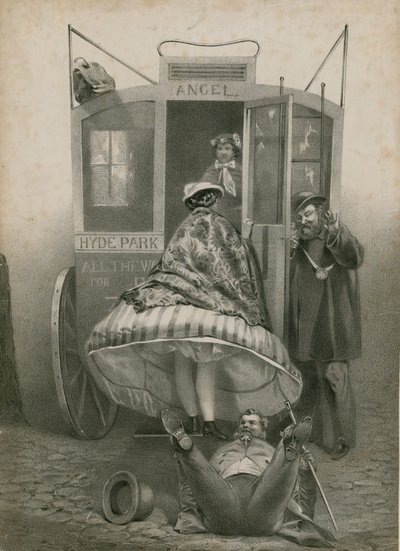 Een man glijdt uit op de geplaveide straat en kijkt onder de jurk van een vrouw die in een koets klimt door English School