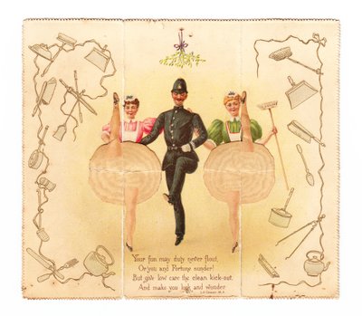 Een pop-up kaart van een politieagent en twee vrouwen die de hoge trap doen, ca. 1920 door English School