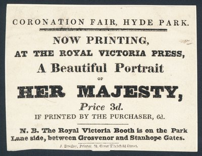 Advertentie voor gedrukte portretten van Koningin Victoria door English School