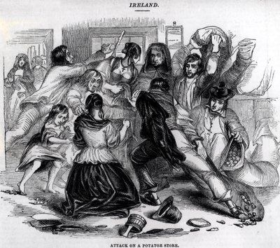 Aanval op een aardappelopslag in Ierland, ca. 1845 door English School