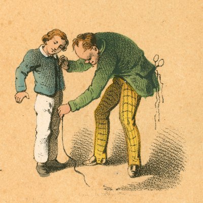 Jongen wordt gemeten door zijn kleermaker door English School