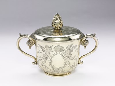 Gedekte beker, 1686 door English School