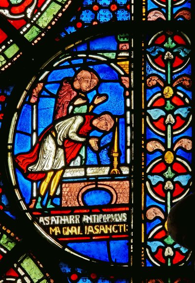 Detail van het Wonderraam met Eilward van Westoning die dank betuigt bij het graf van Thomas Becket door English School
