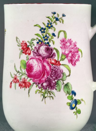 Detail (Longton Hall Trembly Rose mokdecoratie, ca. 1755) door English School