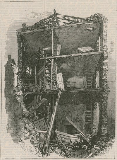 Gevolgen van de explosie in Clerkenwell: Interieur van huizen in Corporation Lane door English School