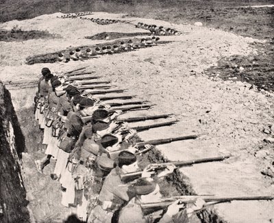 Glasgow Highlanders in loopgraven, 1915, uit 