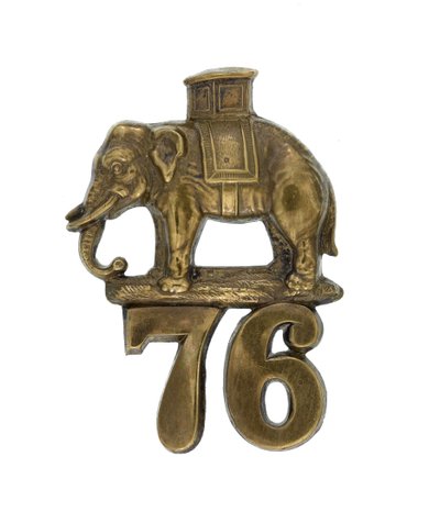 Glengarry badge door English School