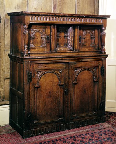 Hal kast, eiken, ca. 1600 door English School