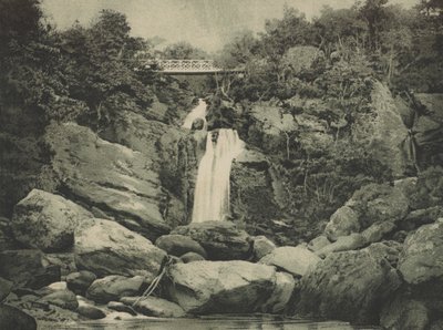 Inversnaid Watervallen, Loch Lomond door English School