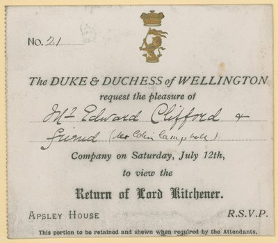 Uitnodiging om de terugkeer van Lord Kitchener te bekijken door English School