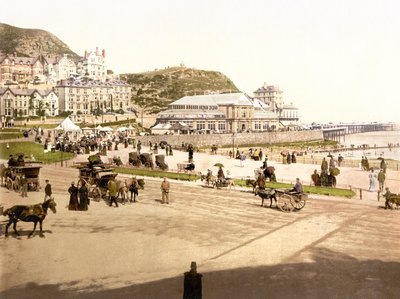 Op het strand, Llandudno door English School