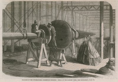 Voortgang op het Internationale Tentoonstellingsgebouw; Bekroning van de oostelijke koepel door English School