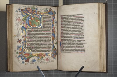 Psalter met Sarum gebruikskalender, Fol 72 verso fol 73 recto, ca. 1425-75 door English School