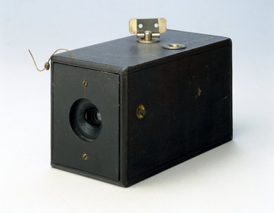 De Kodak camera, 1888 door English School