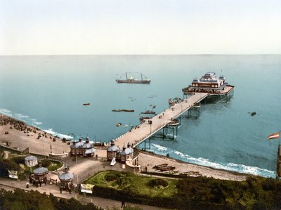 Victoria Pier, Folkestone door English School