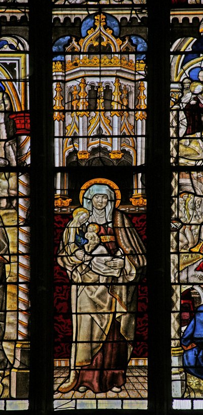 Raam Ew met St. Anna, de Maagd Maria en Christus Kind door English School