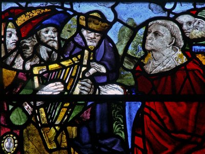 Raam n-5 met een figuur met een harp (detail) door English School