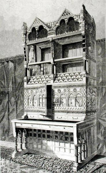 Schrijftafel en boekenkast in de architectuurtentoonstelling, uitgevoerd door de heer James Forsyth, naar het ontwerp van de heer R. Norman Shaw door English School