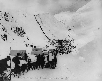 Schalen en top van Chilkoot Pass, uit 