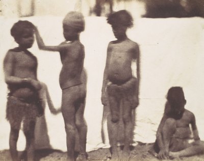 [Kinderen uit het Dorp Kalabshah, Nubië], 1852 door Ernest Benecke