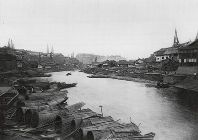 Tzeliutsing, Szechuan, Het industriële district van de zoutbronnen door Ernst Boerschmann