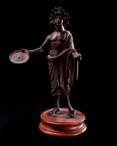 Etruskische kunst: vrouw die aanbiedt, bronzen beeldje uit de 2e eeuw v.Chr. door Etruscan