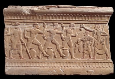 Reliëf met een race van atleten van een marmeren mijlpaal van Chiusi, Italië, 6e eeuw v.Chr. door Etruscan