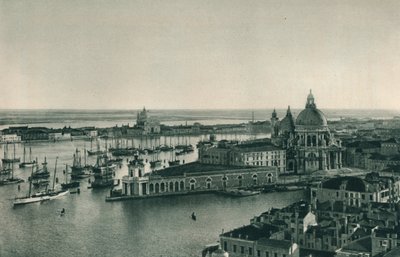 Grote Kanaal en de kerk van Santa Maria della Salute, Venetië, Italië, 1927 door Eugen Poppel