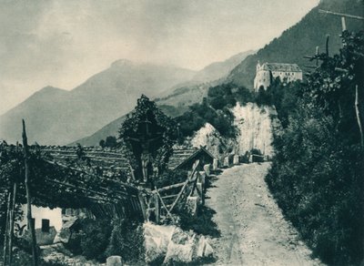 Landschap met Tiroler Kasteel, Merano, Zuid-Tirol, Italië, 1927 door Eugen Poppel