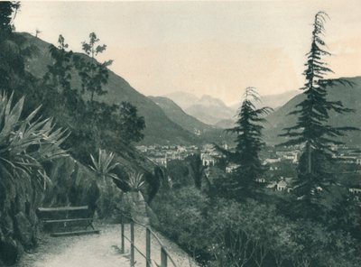 Uitzicht op de stad Bolzano, Zuid-Tirol, Italië, 1927 door Eugen Poppel