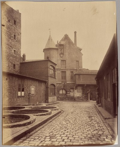 [Kasteel van de Witte Koningin, Rue des Gobelins 17] door Eugène Atget