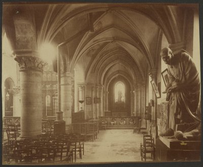 Saint-Julien-le-Pauvre door Eugène Atget