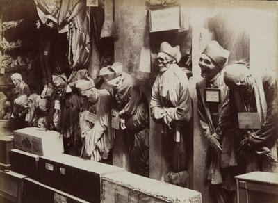 Catacomben, Convento dei Cappucini, Palermo, ca. 1895 door Eugenio Interguglielmi