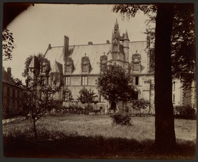 Beauvais, Rechtszalen door Eugène Atget