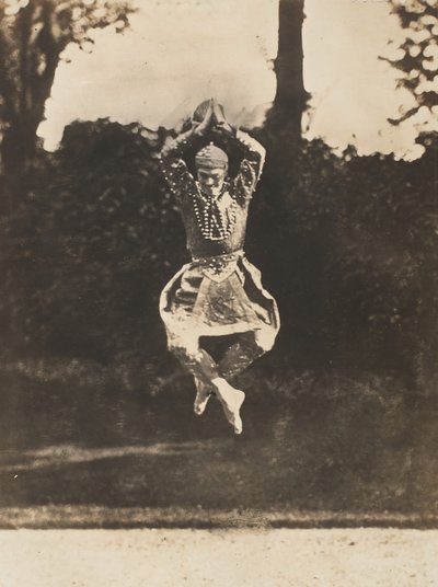 [Nijinsky in Danse siamoise uit de Orientales], 1910 door Eugène Druet