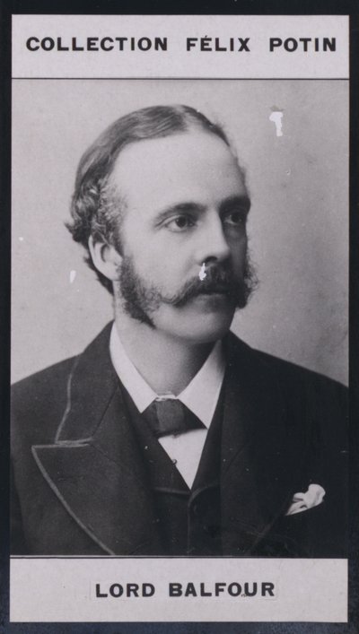 James-Arthur Balfour door European Photographer