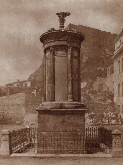Monument voor Dionysus, god van de wijn, opgericht in Athene in 335-34 v.Chr. door Lysicrates om de overwinning van zijn team in de theatervoorstellingen te vieren door European Photographer