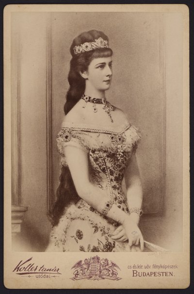 Portret, Keizerin Elizabeth van Oostenrijk, bekend als Sisi (zwart-wit foto) door European Photographer