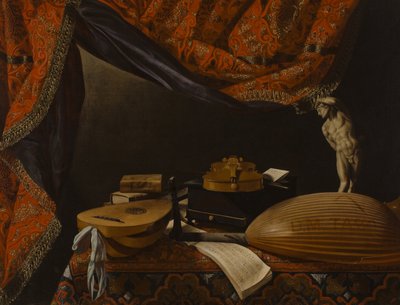 Stilleven met muziekinstrumenten, boeken en beeldhouwwerk, c. 1650 door Evaristo Baschenis