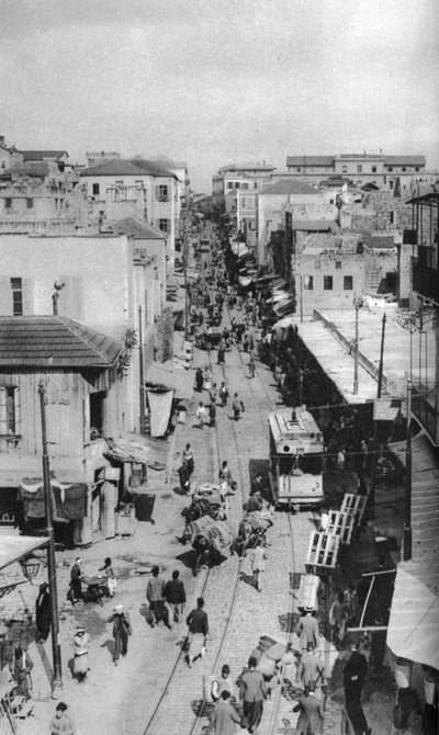 Straatscène, Beiroet, Libanon, ca. 1924 door Ewing Galloway