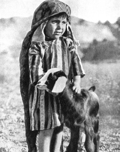 Tunesische jongen in de Sahara, 1936 door Ewing Galloway