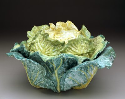 "Kool" terrine en deksel, c.1755 (tingeglazuurd aardewerk) door Factory Sceaux