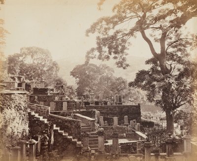 Japanse tempelbegraafplaats, Shuntoji, Nagasaki door Felice A. Beato