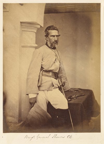 Brigadegeneraal Showers, C.B. door Felice Beato