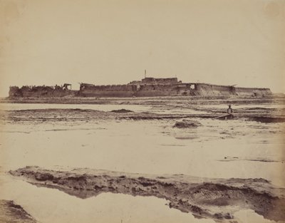Exterieur van Noord Taku Fort aan de Peiho Rivier, Toont de Engelse en Franse Ingang, 21 Augustus 1860 door Felice Beato