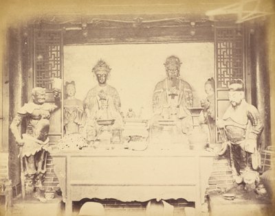 Hoofdkwartierhuis, 1e Divisie, Pehtang, China, 1 augustus 1860 door Felice Beato