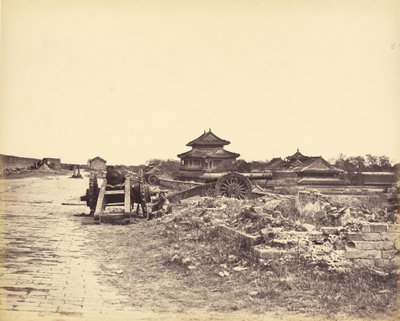 Top van de Muur van Peking door Felice Beato